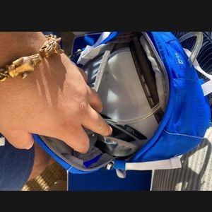 High sierra 2L hydration back pack